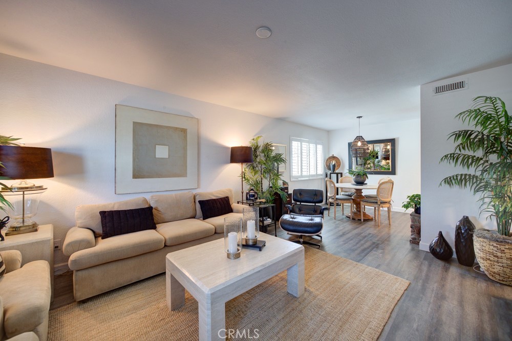 1715 Westfield Road Paso Robles, CA 93446 - Photo 5 of 25 a living room with furniture and a wooden floor