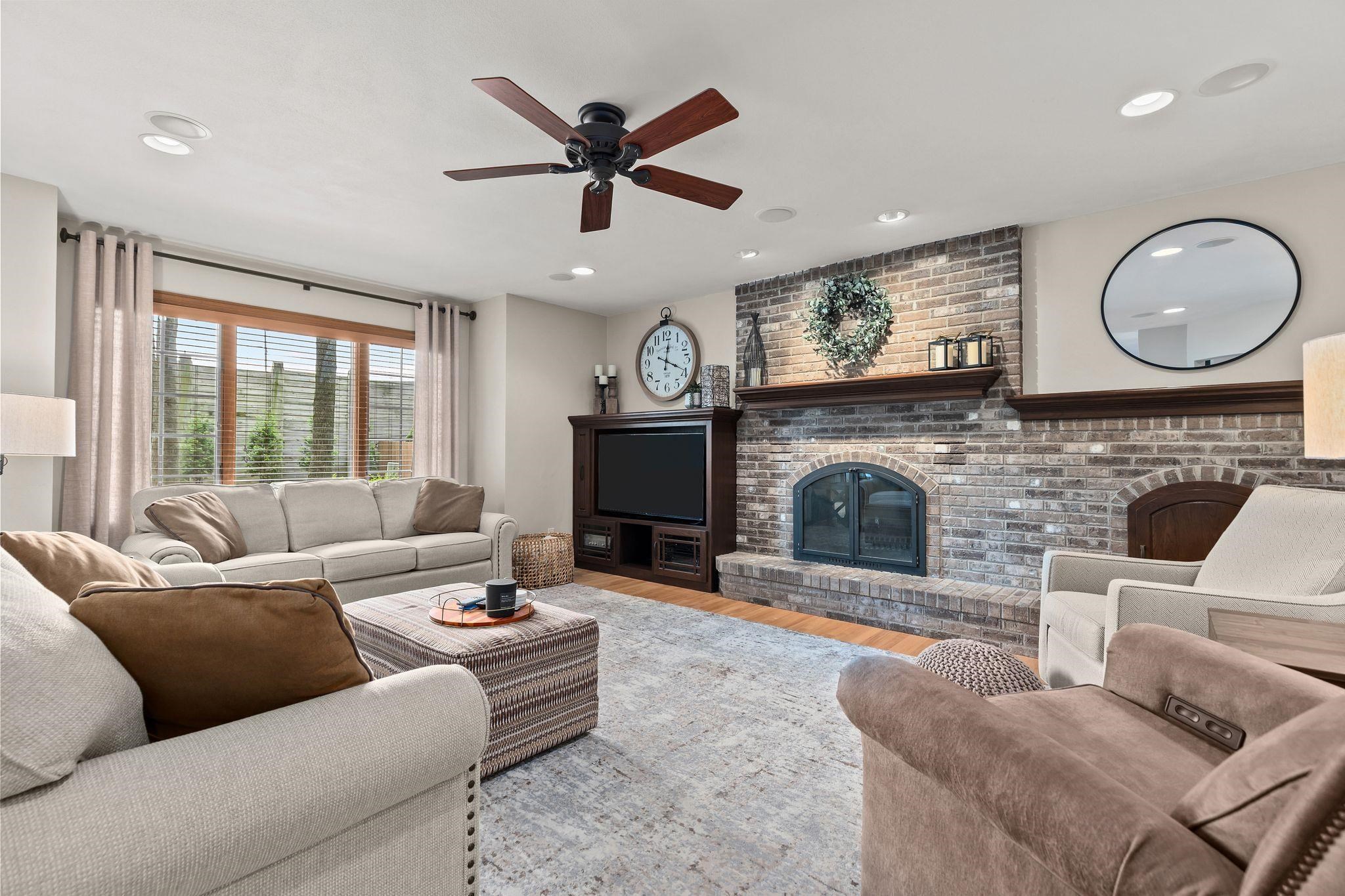 2801 Schaefer Circle Appleton, WI 54915 - Photo 2 of 69