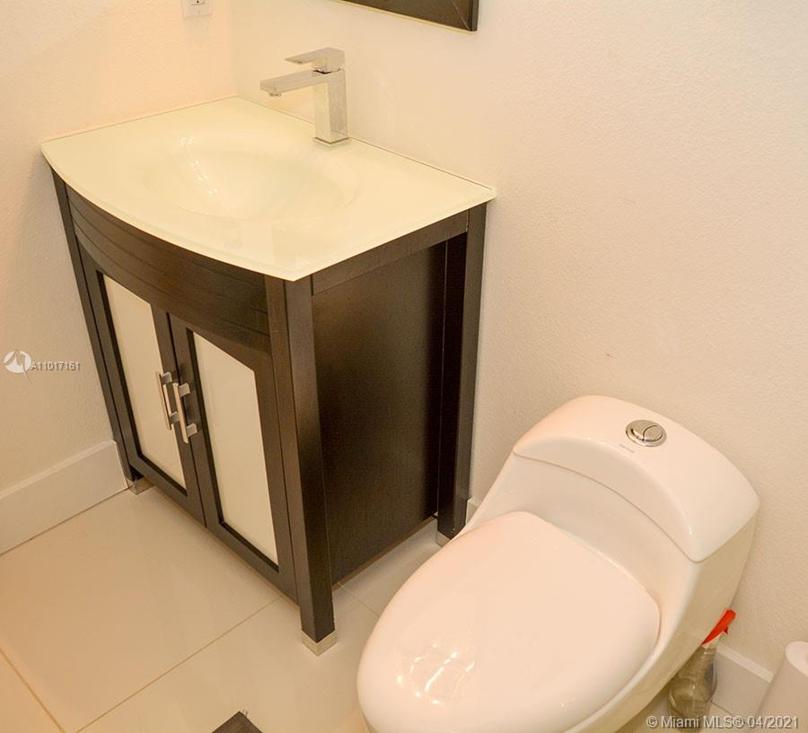 9398 Northwest 4th Avenue Miami, FL 33150 - Photo 47 of 57