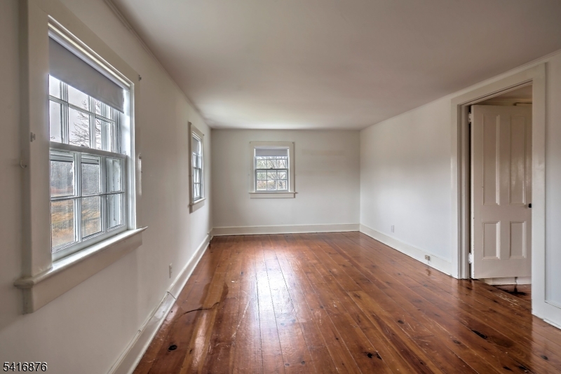 775 Larger Cross Road Bedminster, NJ 07921 - Photo 14 of 20