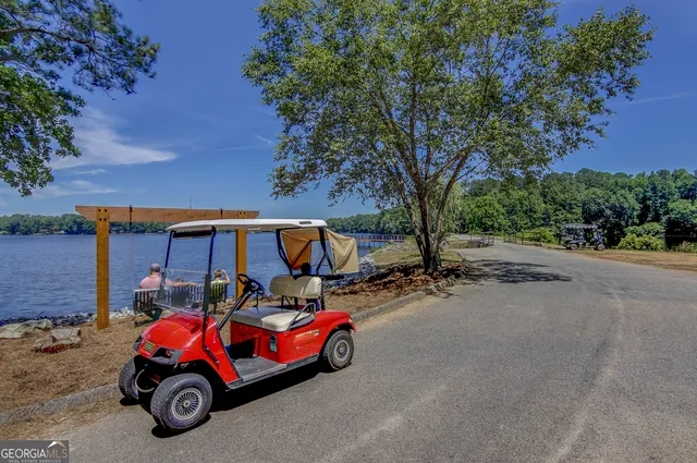 $2,400 | 104 Timber Walk, Peachtree City, GA 30269