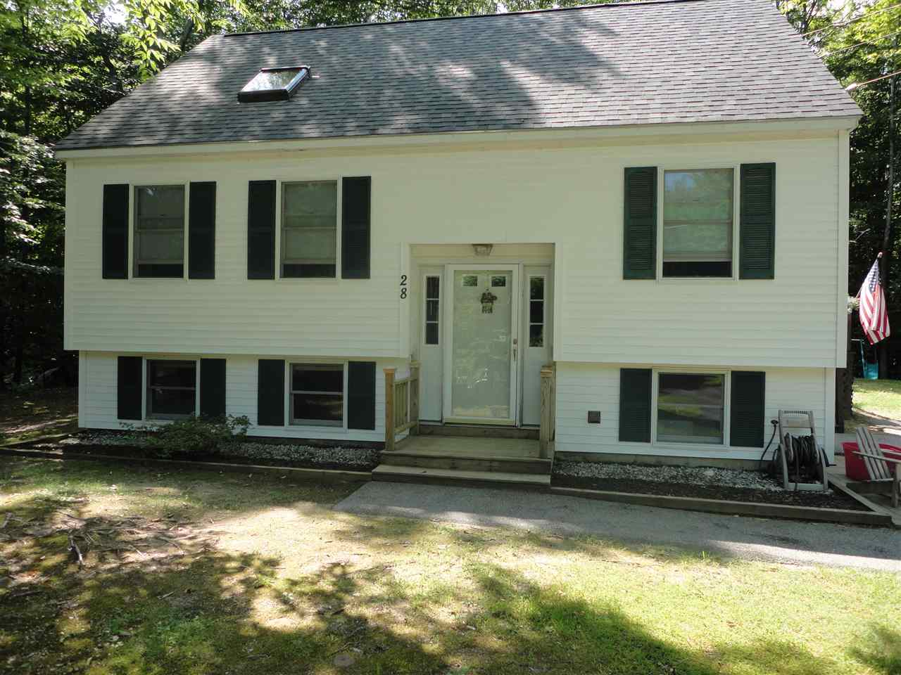 28 Ledgeview Drive Rochester, NH 03839 - Photo 1 of 39