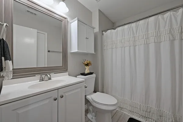 $1,825 | 13404 Coomes Drive, Del Valle, TX 78617