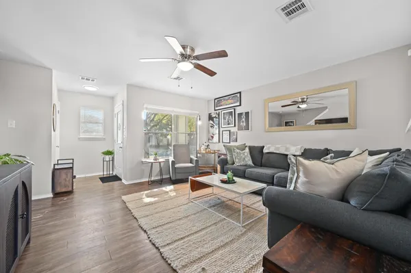 $1,825 | 13404 Coomes Drive, Del Valle, TX 78617