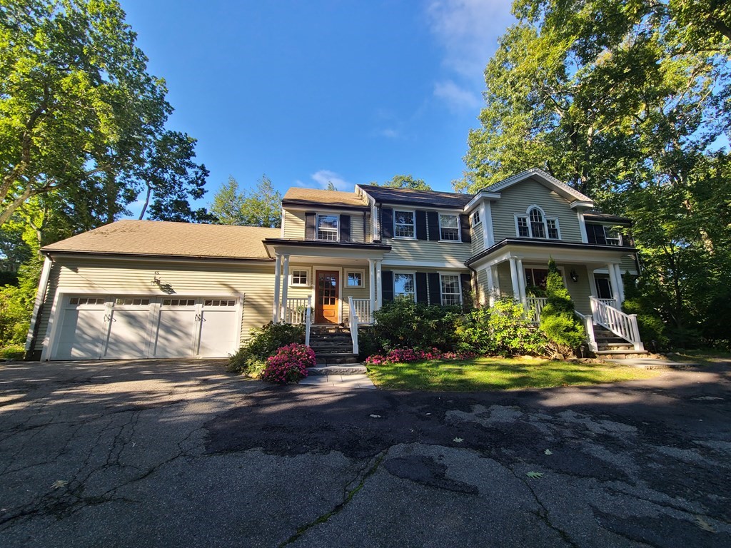 45 White Oak Road Wellesley, MA 02481 - Photo 1 of 17