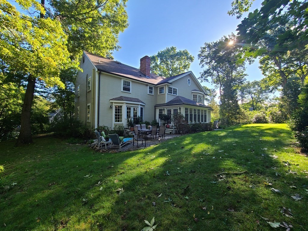 45 White Oak Road Wellesley, MA 02481 - Photo 16 of 17