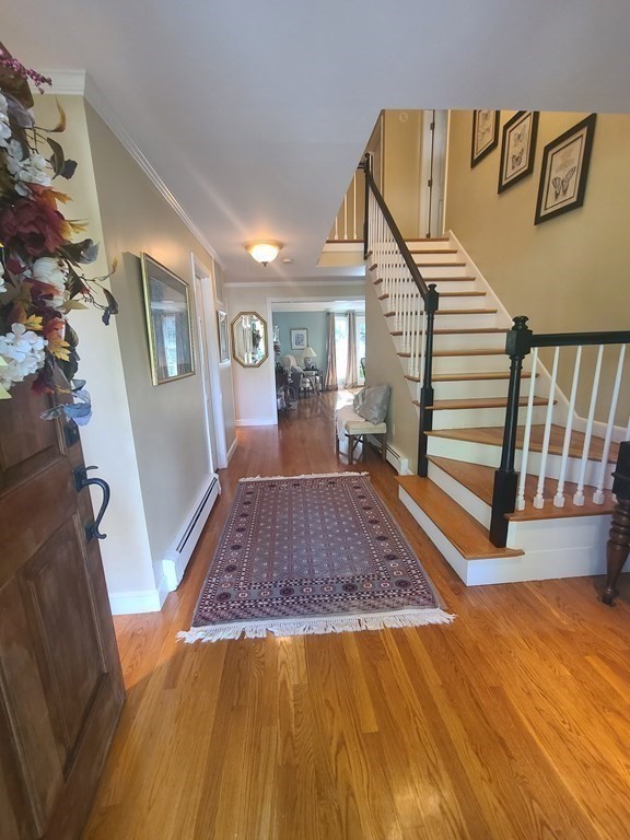 45 White Oak Road Wellesley, MA 02481 - Photo 2 of 17