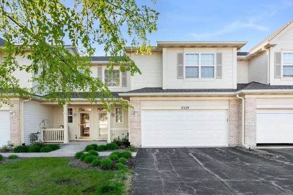 $2,250 | 2329 Moonlight Court, Aurora, IL 60503
