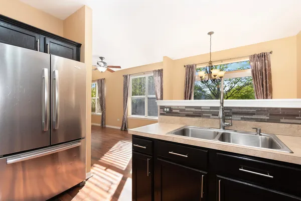 $2,250 | 2329 Moonlight Court, Aurora, IL 60503