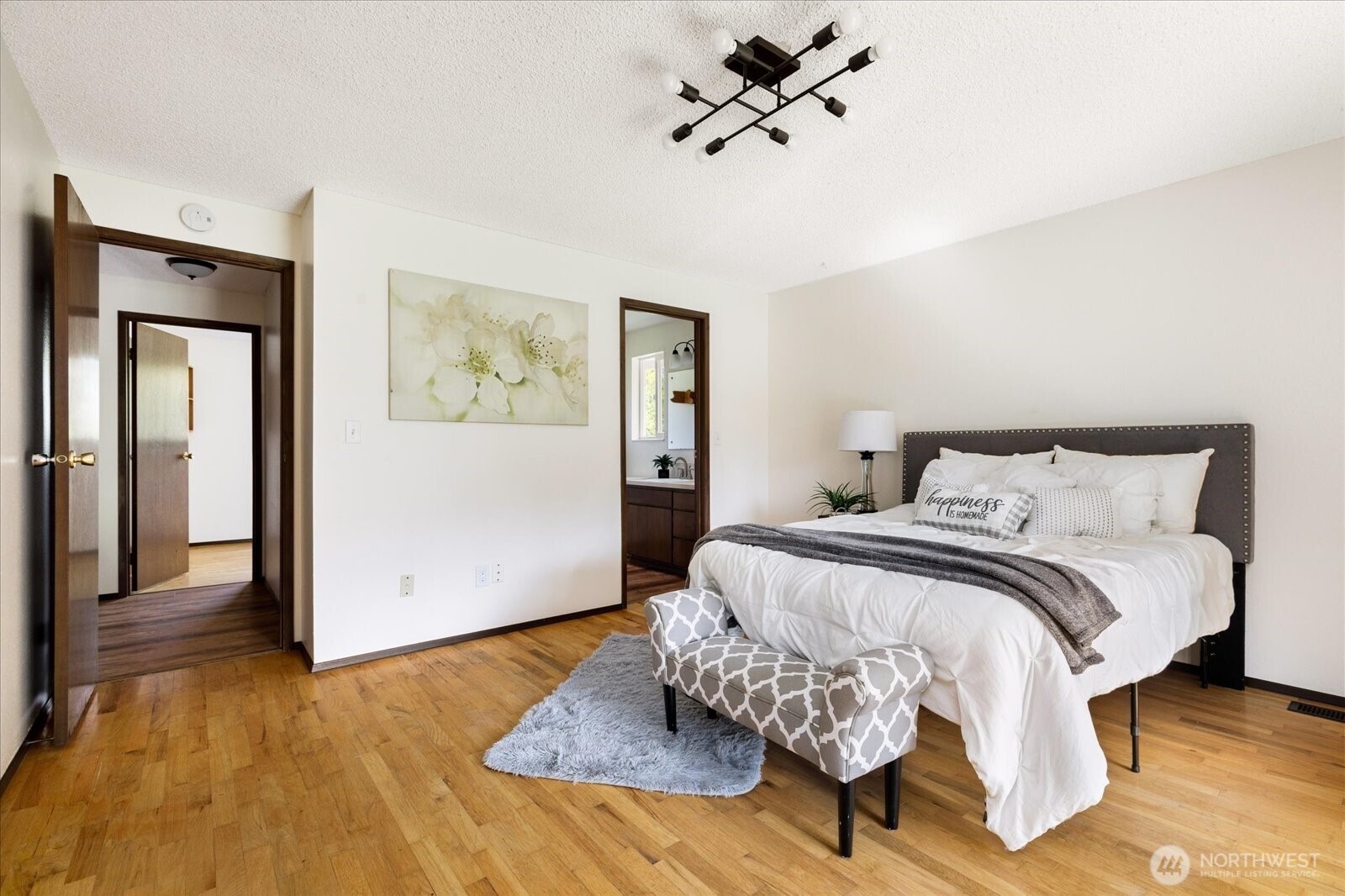 987 East Crescent Harbor Road Oak Harbor, WA 98277 - Photo 23 of 40