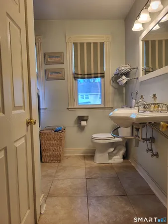 $425,000 | 110 Darby Street, Bloomfield, CT 06002