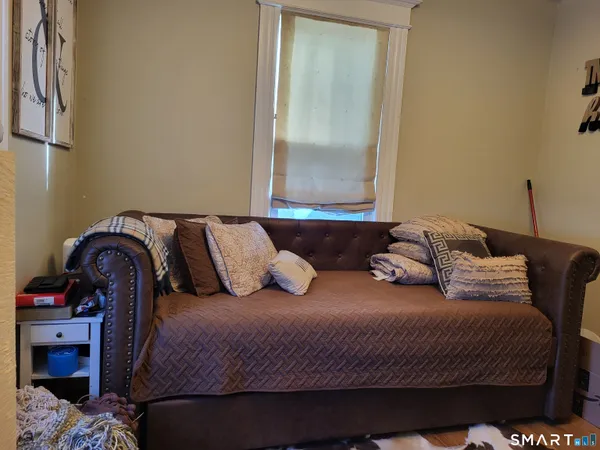 $425,000 | 110 Darby Street, Bloomfield, CT 06002