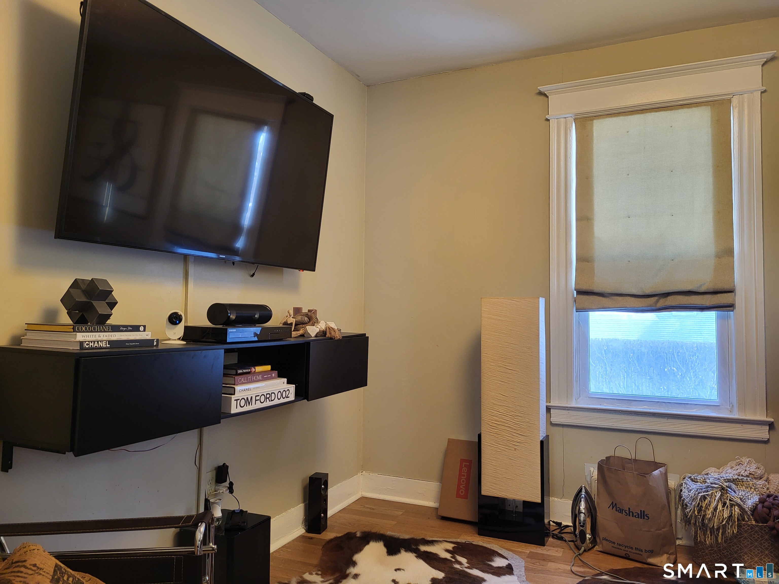 110 Darby Street Bloomfield, CT 06002 - Photo 10 of 39 a view of workspace with a window
