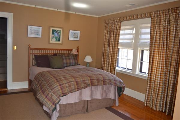 17 Wauwinet Road Newton, MA 02465 - Photo 11 of 15 Gallery Image 11