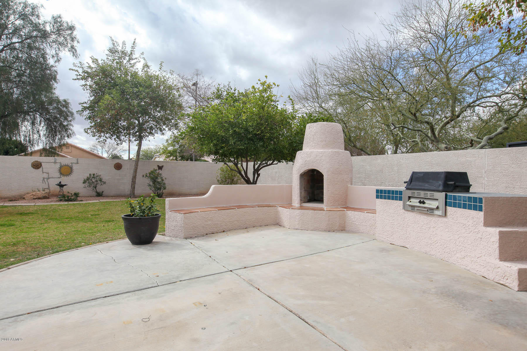 2281 Randall Road Gilbert, AZ 85296 - Photo 22 of 32 Firepit Patio