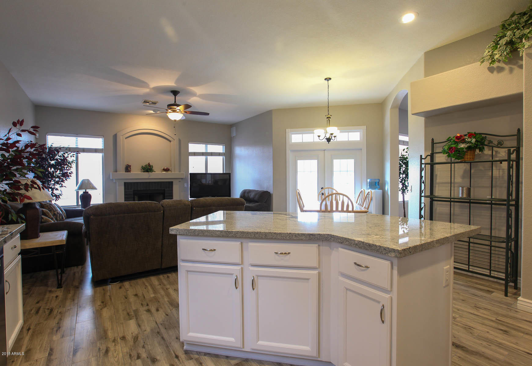 2281 Randall Road Gilbert, AZ 85296 - Photo 8 of 32 Kitchen7