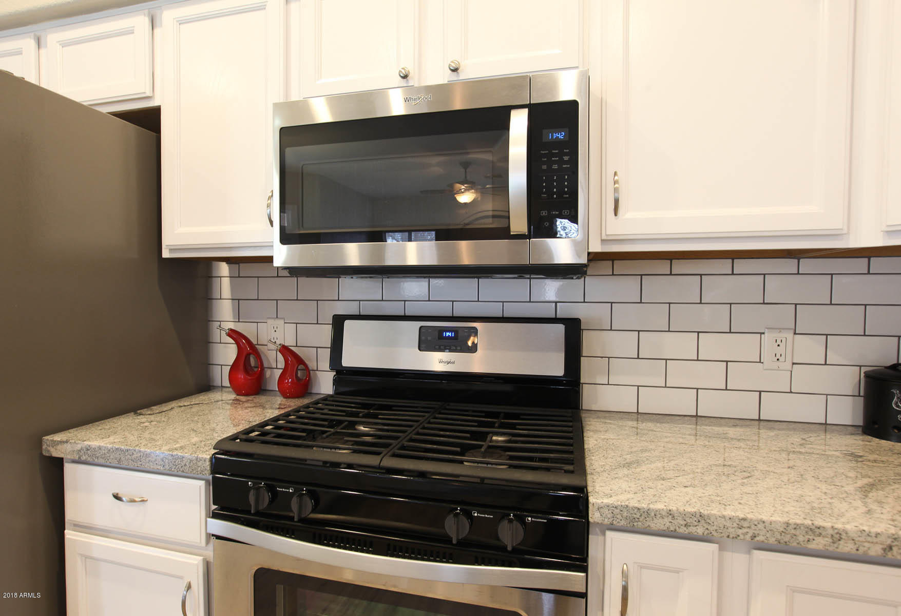 2281 Randall Road Gilbert, AZ 85296 - Photo 9 of 32 Kitchen-Range