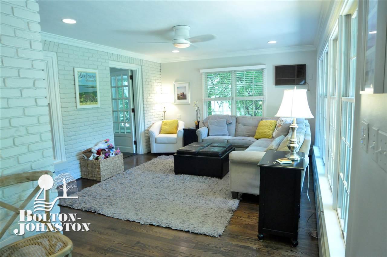 226 Moran Road Grosse Pointe, MI 48236 - Photo 17 of 72 50015266-16.JPG