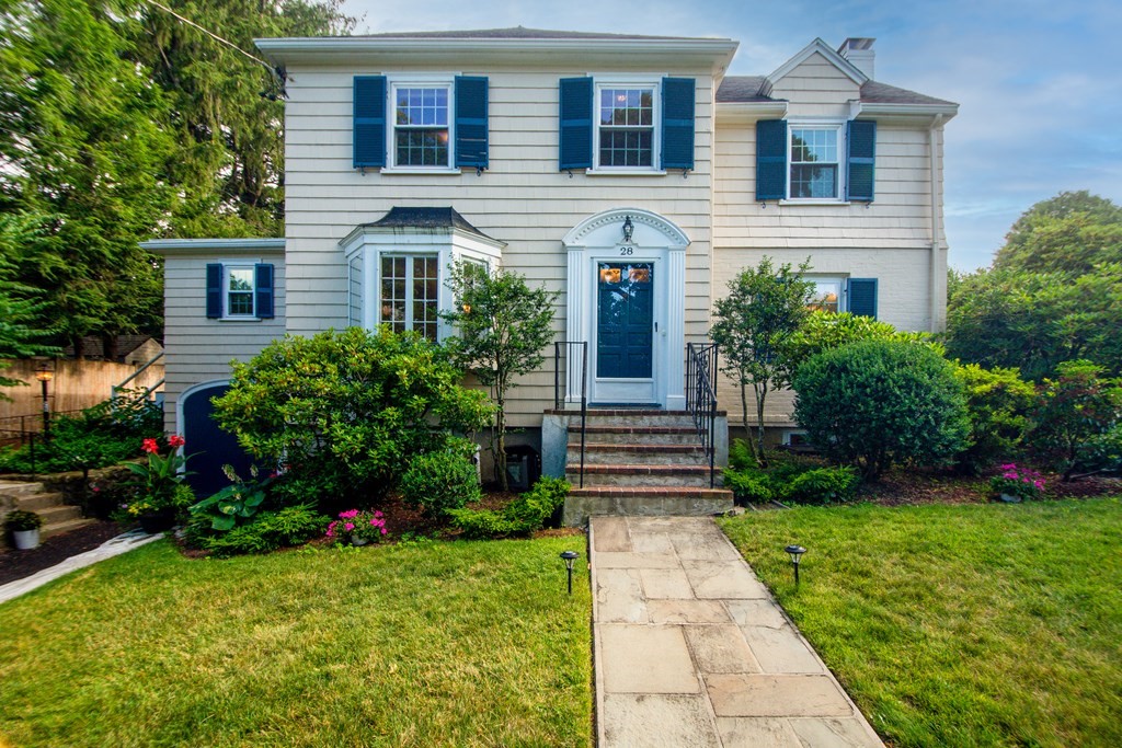 28 Pierrepont Road Winchester, MA 01890 - Photo 1 of 37