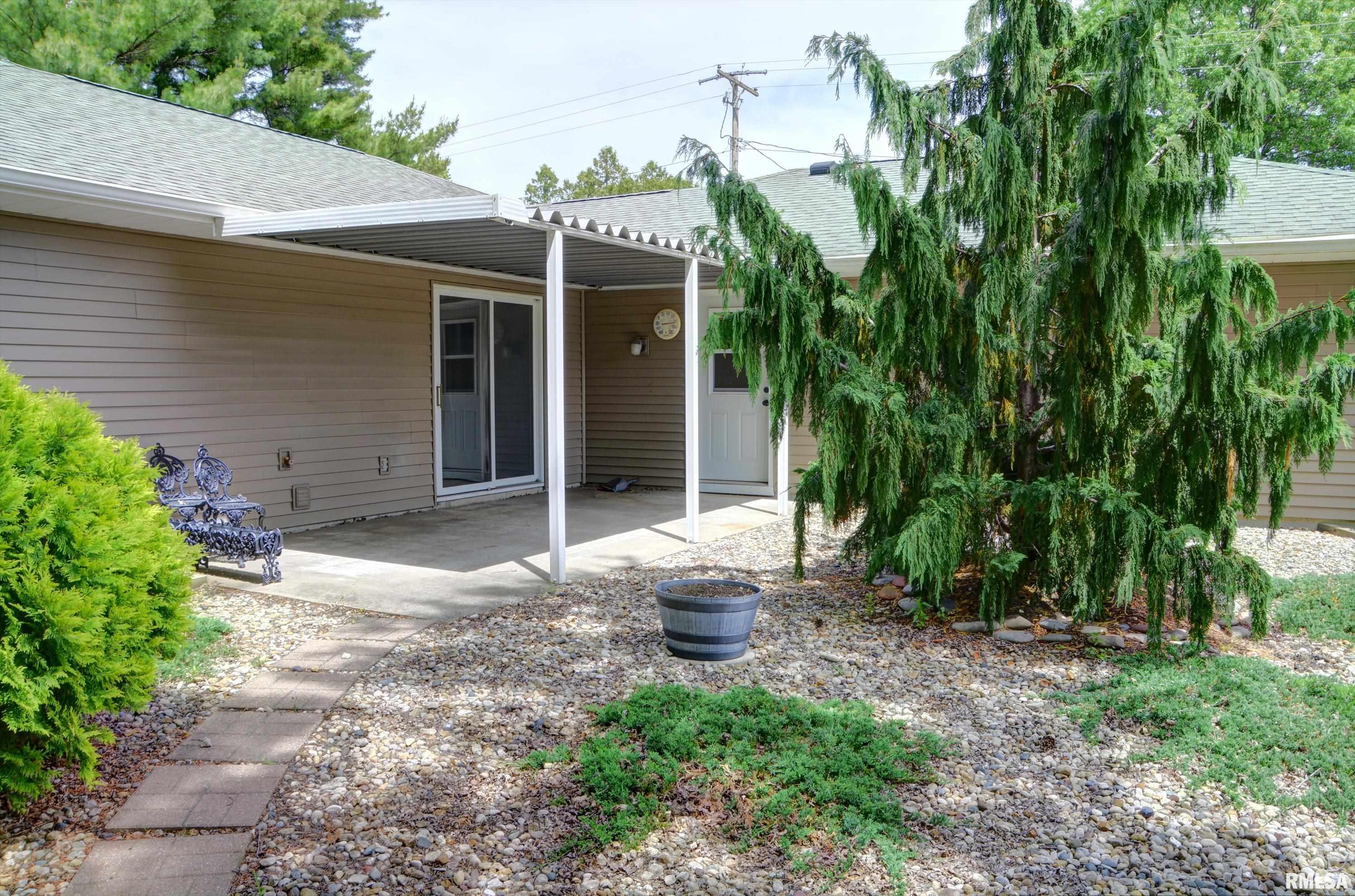 1220 Maple Avenue Macomb, IL 61455 - Photo 4 of 20