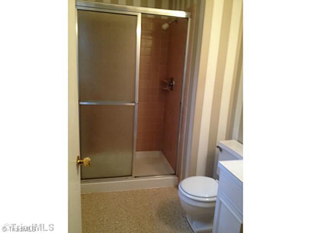 2308 Dover Place High Point, NC 27265 - Photo 12 of 13 Master Bath/Spa.
