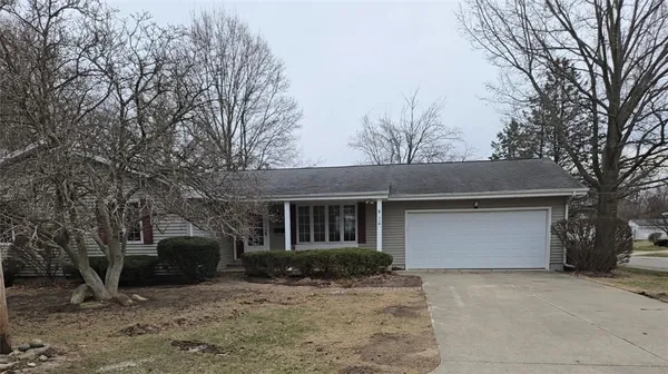 $265,000 | 114 West North 8th Street, Shelbyville, IL 62565