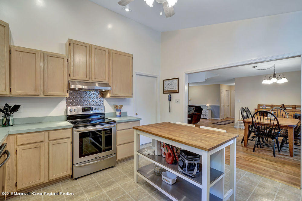 124 Mooring Road Manahawkin, NJ 08050 - Photo 16 of 48 dsc03880