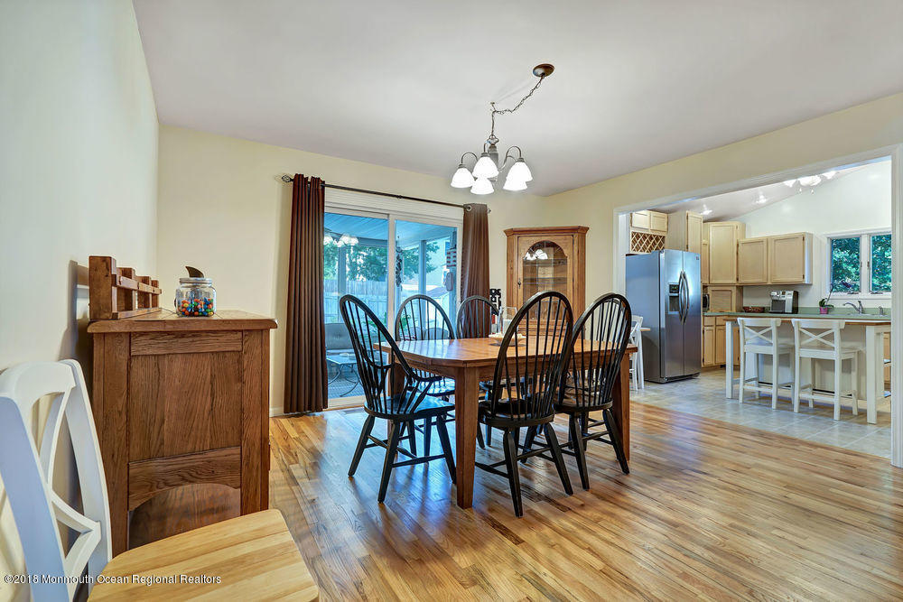 124 Mooring Road Manahawkin, NJ 08050 - Photo 9 of 48 dsc03825
