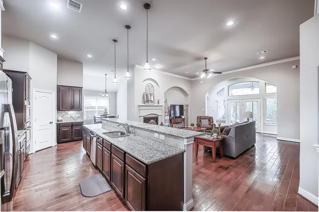 $3,350 | 24211 Olivara Lane, Richmond, TX 77406