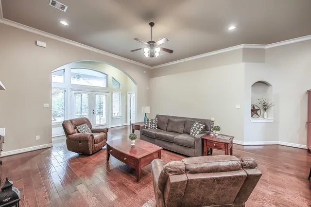 $3,350 | 24211 Olivara Lane, Richmond, TX 77406