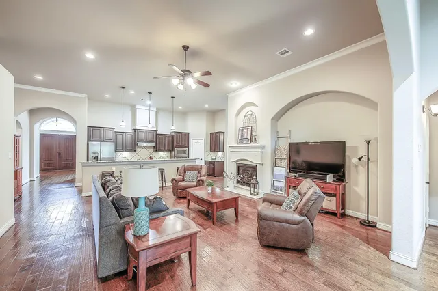 $3,350 | 24211 Olivara Lane, Richmond, TX 77406