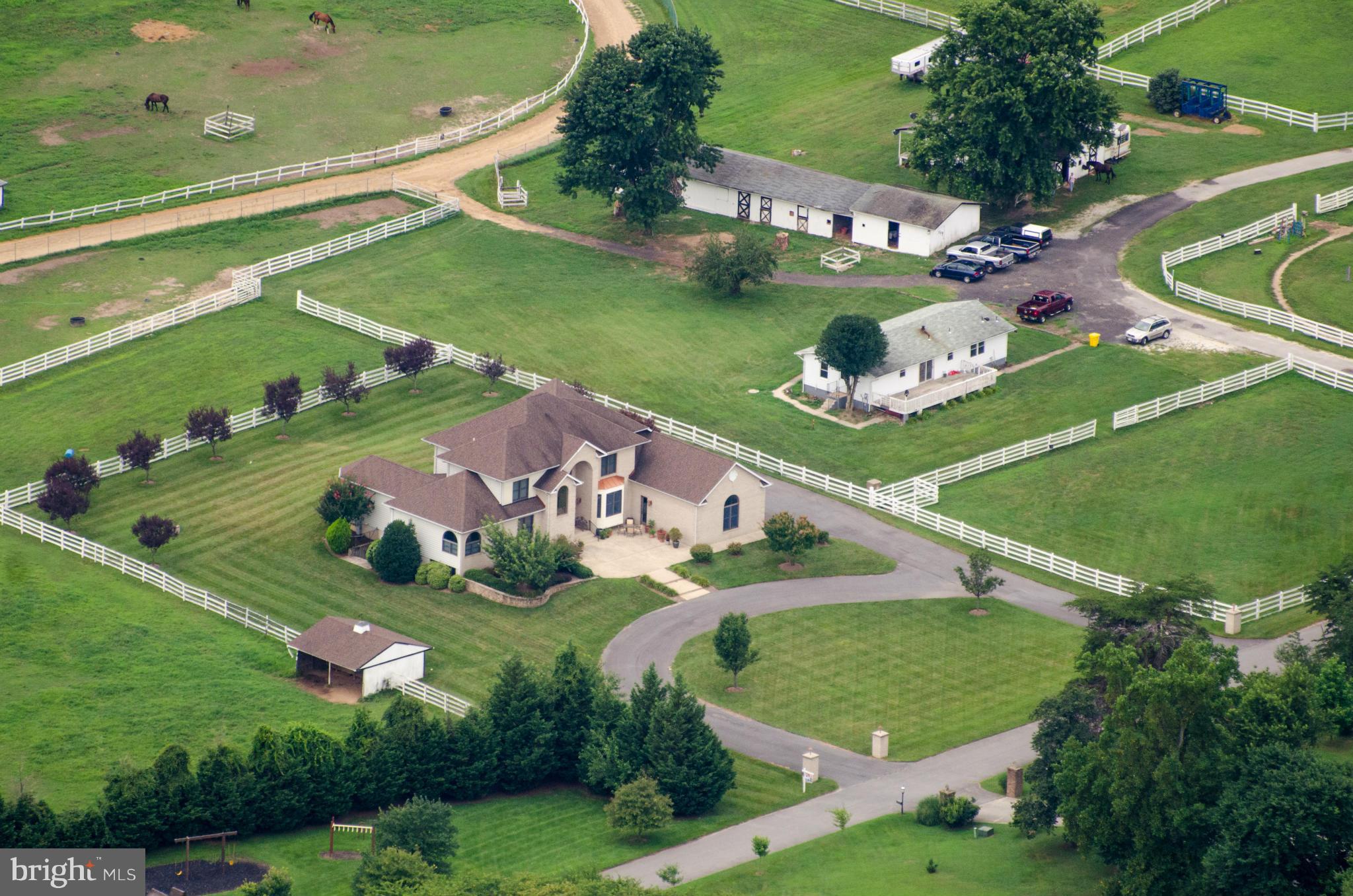 1313 Winner Circle Gambrills, MD 21054 - Photo 6 of 11 Exterior (General)