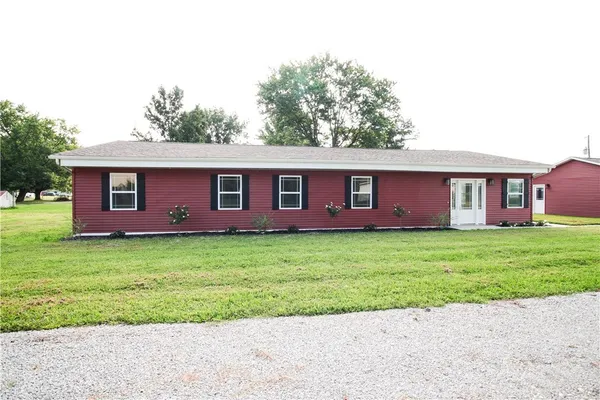 $334,900 | 2029 East Co Road 250 North, Mattoon, IL 61938