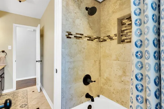 $349,000 | 105 Buffalo Creek Circle, Waxahachie, TX 75165