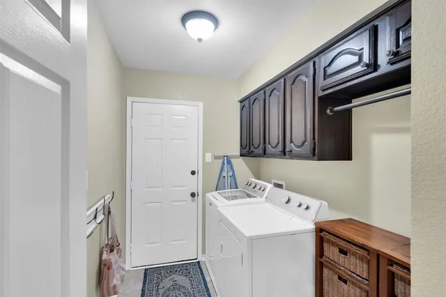 $349,000 | 105 Buffalo Creek Circle, Waxahachie, TX 75165