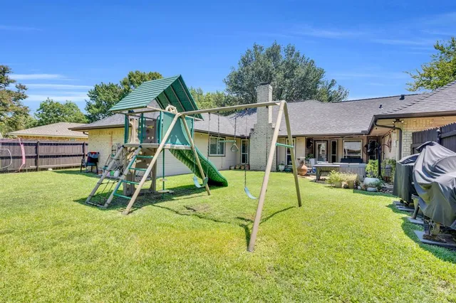 $349,000 | 105 Buffalo Creek Circle, Waxahachie, TX 75165