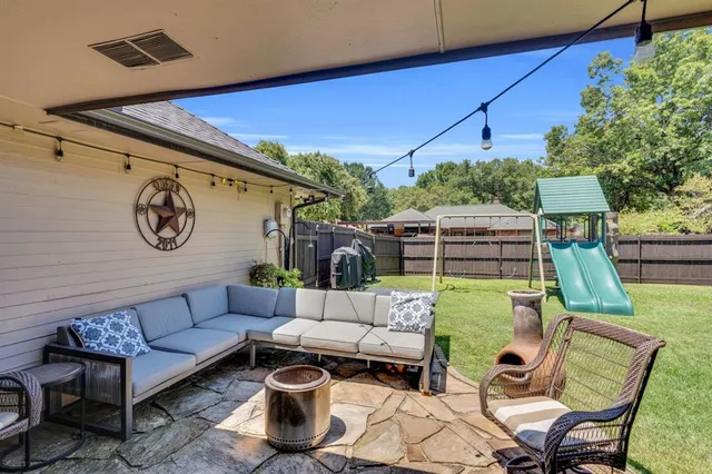 $349,000 | 105 Buffalo Creek Circle, Waxahachie, TX 75165