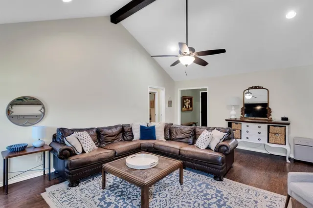 $349,000 | 105 Buffalo Creek Circle, Waxahachie, TX 75165