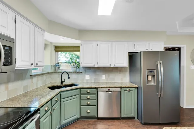 $349,000 | 105 Buffalo Creek Circle, Waxahachie, TX 75165