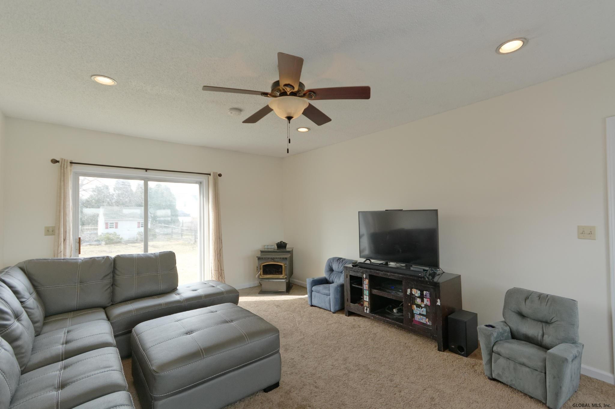 75 Sparrowbush Road Latham, NY 12110 - Photo 4 of 31 Photo 4