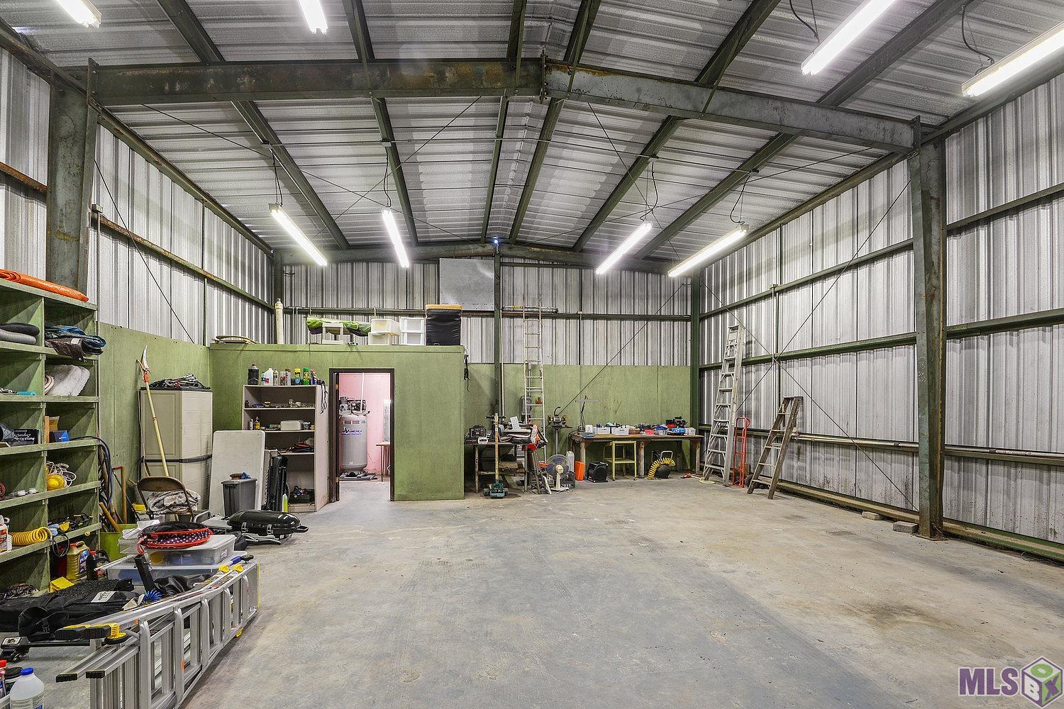 12498 Roundsaville Road Baton Rouge, LA 70818 - Photo 4 of 5