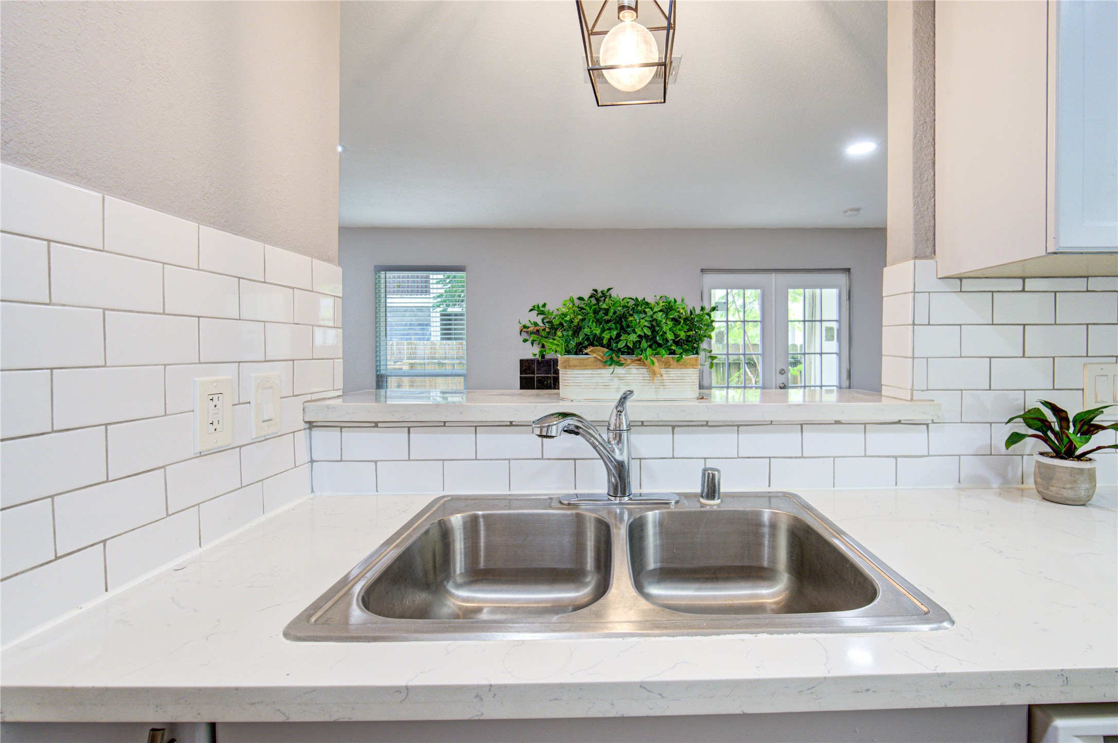 3929 Tanglewilde Street, Unit 3929 Houston, TX 77063 - Photo 16 of 44