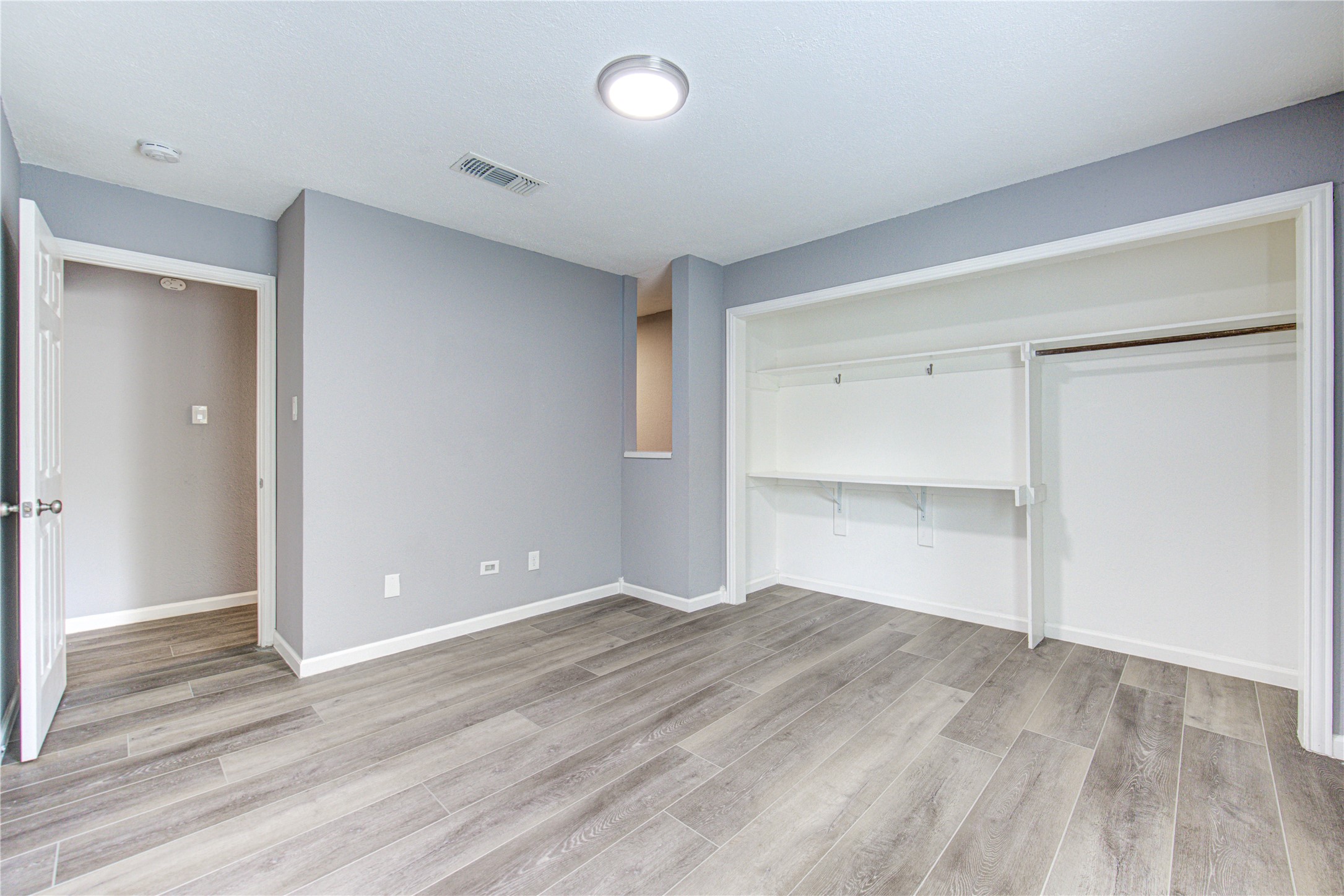 3929 Tanglewilde Street, Unit 3929 Houston, TX 77063 - Photo 32 of 44 Bedrooms upstairs are spacious and with a lot of natural light.