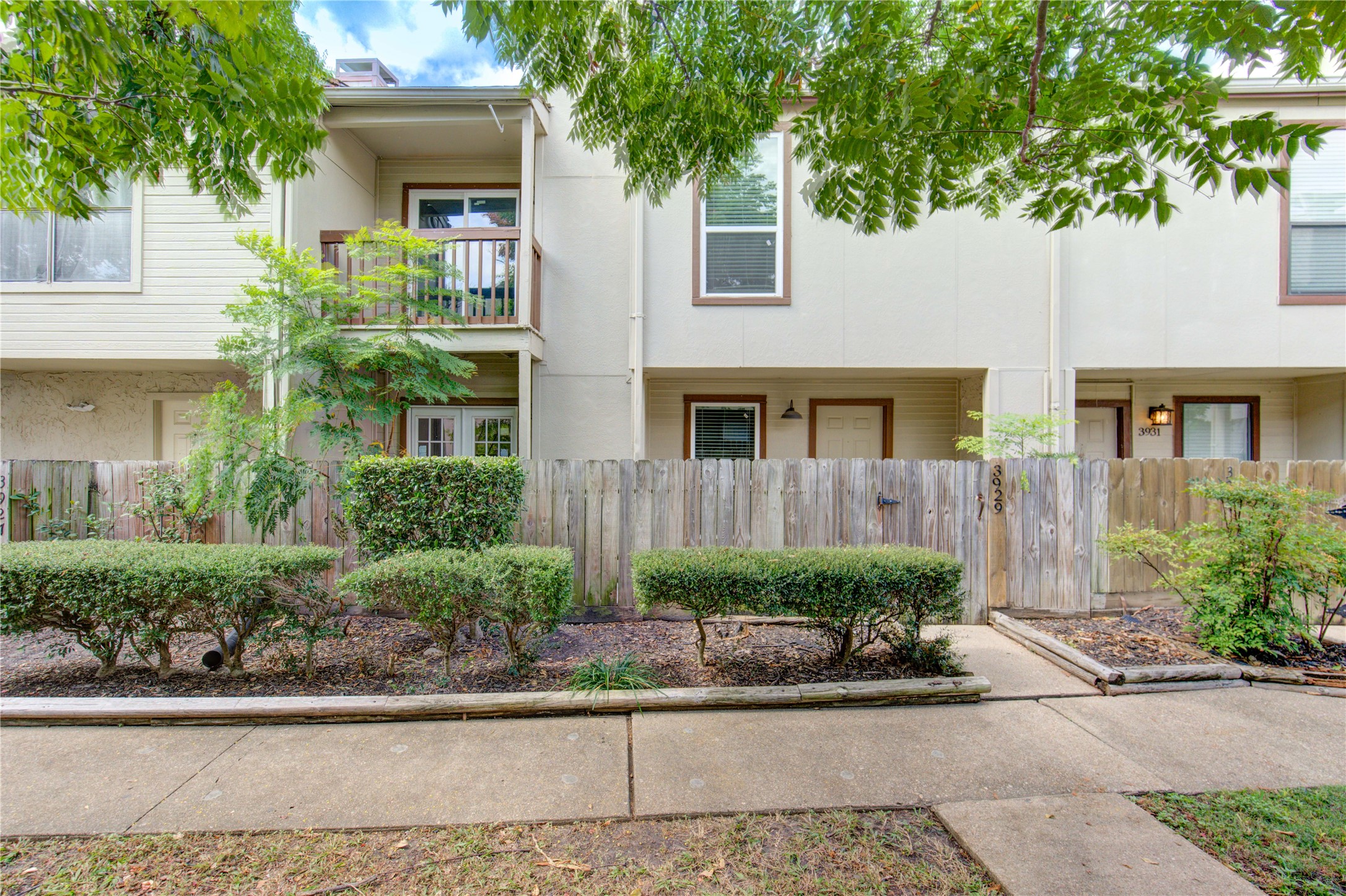 3929 Tanglewilde Street, Unit 3929 Houston, TX 77063 - Photo 41 of 44