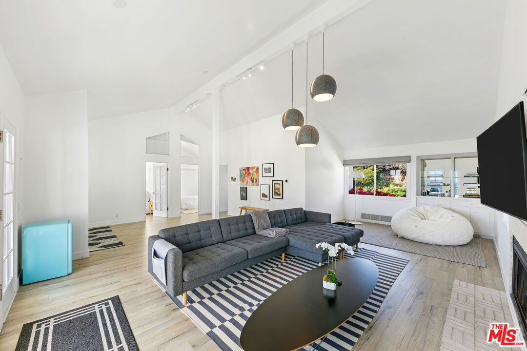 30830 Broad Beach Road Malibu, CA 90265 - Photo 18 of 43