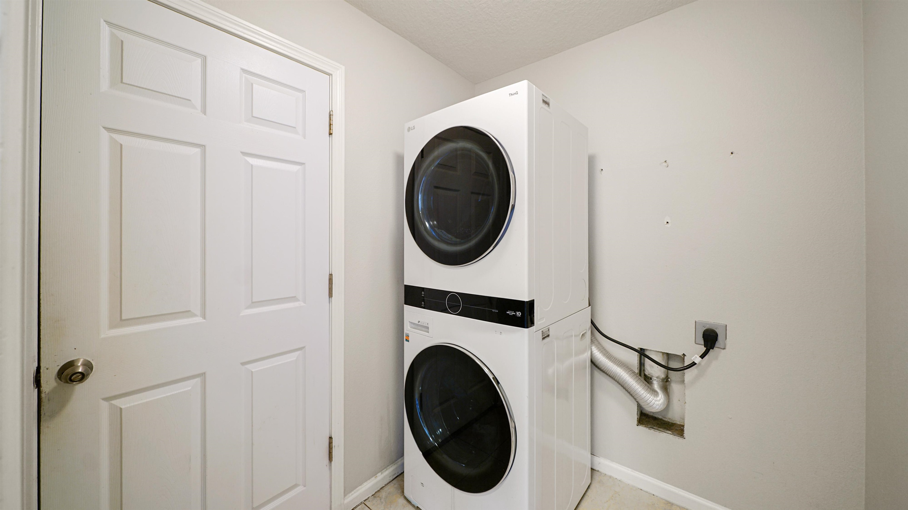 617 Birchbark Trail St. Augustine, FL 32092 - Photo 21 of 41 a utility room with dryer and washer