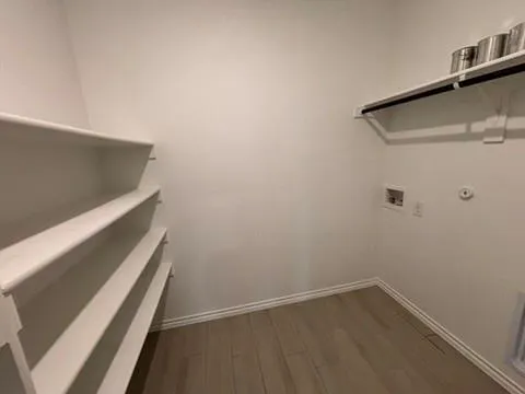 $2,150 | 971 Hurstwood Drive, Van Alstyne, TX 75495