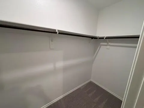 $2,150 | 971 Hurstwood Drive, Van Alstyne, TX 75495