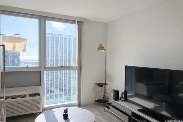 $3,500 | 988 Halekauwila Street, Unit 3207, Honolulu, HI 96814