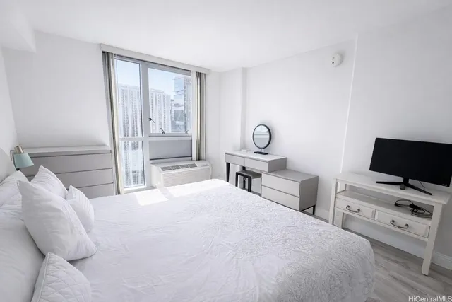 $3,500 | 988 Halekauwila Street, Unit 3207, Honolulu, HI 96814